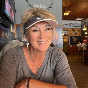 Meet your Posher, Debra